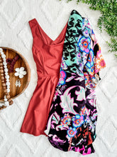 Load image into Gallery viewer, Floral Print Kimono In Electric Multicolor