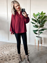 Load image into Gallery viewer, Tummy Control Classic Skinny Black Judy Blue Jeans