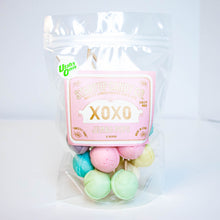Load image into Gallery viewer, XOXO Jumbo Pop Assortment 12 Count