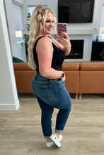Load image into Gallery viewer, London Midrise Cuffed Boyfriend Judy Blue Jeans