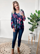Load image into Gallery viewer, Stretchy Scoop Neck Top In Navy &amp; Pink/Purple Florals