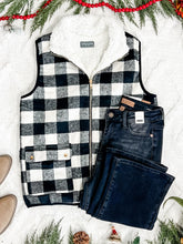 Load image into Gallery viewer, Buffalo Plaid Fleece Vest In Black &amp; White