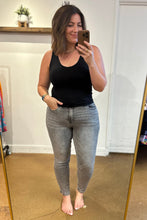 Load image into Gallery viewer, Charlotte High Rise Stone Wash Slim Judy Blue Jeans in Gray