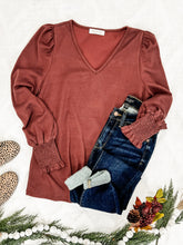 Load image into Gallery viewer, V Neck Top With Smocked Sleeve Detail In Urban Rose