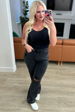Load image into Gallery viewer, Susannah High Rise Rigid Magic 90's Distressed Straight Judy Blue Jeans in Black