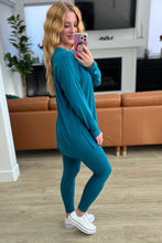 Load image into Gallery viewer, Buttery Soft V-Neck Long Sleeve Loungewear Set in Teal