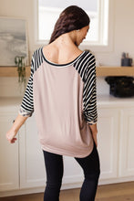 Load image into Gallery viewer, It&#39;s All Good Top