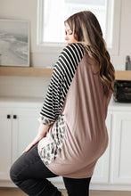 Load image into Gallery viewer, It&#39;s All Good Top