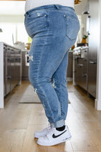 Load image into Gallery viewer, Juno Tall Skinny Destroyed Judy Blue Jeans