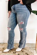 Load image into Gallery viewer, Mid Rise Bootcut Judy Blue Jeans With Plaid Patch Detail