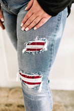 Load image into Gallery viewer, Mid Rise Bootcut Judy Blue Jeans With Plaid Patch Detail