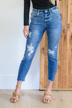 Load image into Gallery viewer, Kyla Destroyed Hi Waist Relaxed Fit Judy Blue Jeans