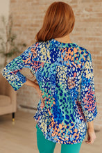 Load image into Gallery viewer, Lizzy Top in Royal Abstract