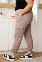 Load image into Gallery viewer, Lounge A Lot Cargo Sweatpants in Mocha