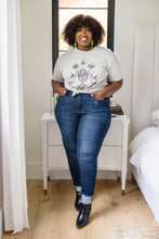 Load image into Gallery viewer, Maeve Mid-Rise Dark Wash Cuffed Judy Blue Skinny