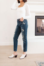 Load image into Gallery viewer, Mid-Rise Destroyed Relaxed Fit Judy Blue Jeans