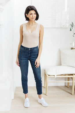 Mid-Rise Relaxed Fit Mineral Wash Judy Blue Jeans