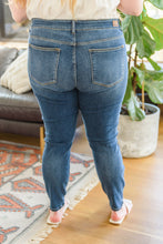 Load image into Gallery viewer, Mid-Rise Skinny Judy Blue Jeans