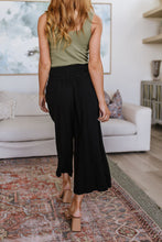 Load image into Gallery viewer, Modern Classic Wide Leg Crop Pants in Black