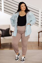 Load image into Gallery viewer, Lounge A Lot Cargo Sweatpants in Mocha