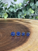 Load image into Gallery viewer, Round Blue Glitter Stud Earrings