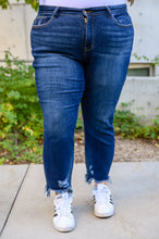 Load image into Gallery viewer, Stacie Midrise Destroyed Slim Fit Judy Blue Jeans