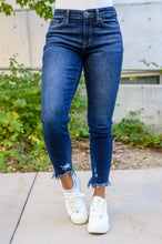 Load image into Gallery viewer, Stacie Midrise Destroyed Slim Fit Judy Blue Jeans