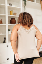 Load image into Gallery viewer, Sweet Fling Lace Top In Mocha