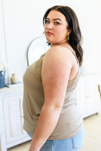 Load image into Gallery viewer, Sweet Fling Lace Top In Mocha