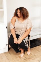 Load image into Gallery viewer, Sweet Fling Lace Top In Mocha