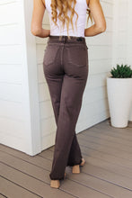 Load image into Gallery viewer, Sybil High Rise Frayed Hem 90's Straight Judy Blue Jeans in Brown