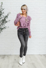 Load image into Gallery viewer, Tabitha Front Yoke Skinny Black Wash Judy Blue Jeans