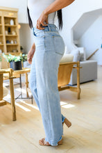 Load image into Gallery viewer, High Rise Straight Judy Blue Jeans