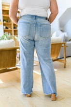 Load image into Gallery viewer, High Rise Straight Judy Blue Jeans