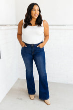 Load image into Gallery viewer, Throwback Flare Judy Blue Jeans
