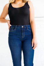 Load image into Gallery viewer, Throwback Flare Judy Blue Jeans