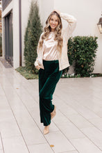 Load image into Gallery viewer, Glitter Sequin Bomber Jacket