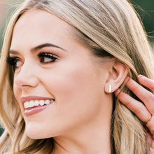 Load image into Gallery viewer, Short Bar Stud Earrings