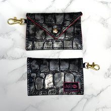 Load image into Gallery viewer, Live Box- Credit Card Wallet